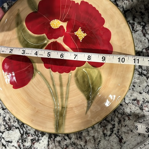 FLEUR RUSTIQUE by Nanette Vacher for Ambiance Collections Red Poppy plate EUC - Picture 2 of 3